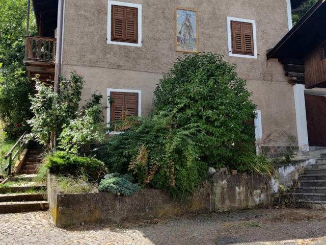 Villa Indipendente in vendita a Comunità territoriale della Val di Fiemme, Carano