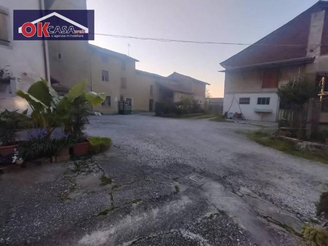 Villa Indipendente in vendita a Villesse, Friuli-Venezia Giulia