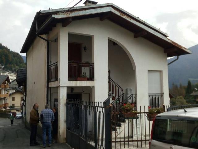 Villa Indipendente in vendita a Comunità Montana di Scalve, Vilminore Di Scalve