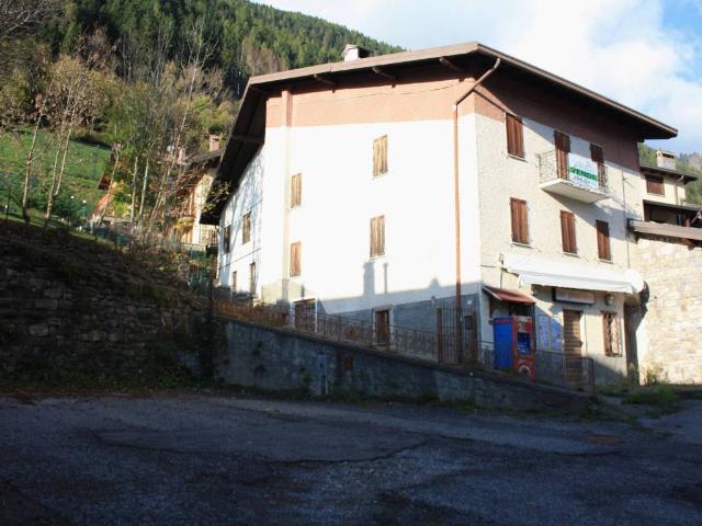 Villa Indipendente in vendita a Comunità Montana di Scalve, Vilminore Di Scalve