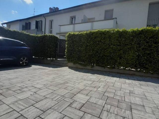 Villa Indipendente in vendita a Oreno, Vimercate