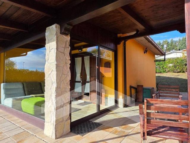 Villa Indipendente in vendita a Vinchiaturo, Molise