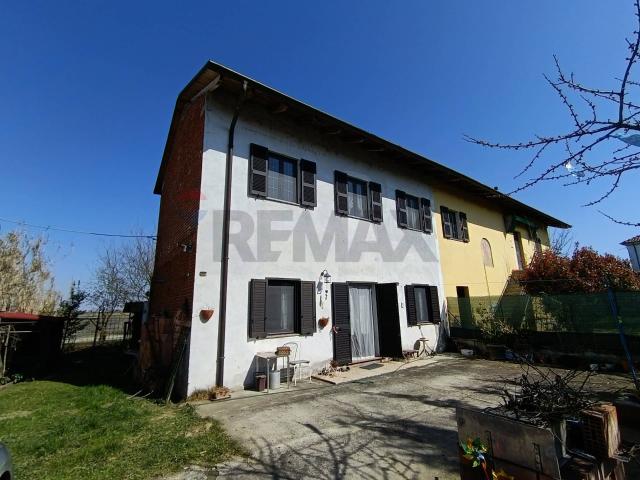Villa Indipendente in vendita a Piemonte, Novara