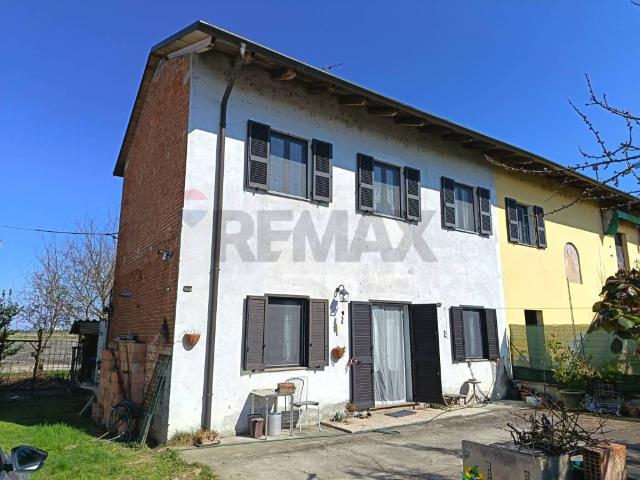 Villa Indipendente in vendita a Piemonte, Novara