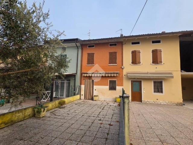 Villa Indipendente in vendita a Visano, Lombardia