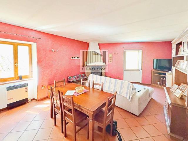 Villa Indipendente in vendita a Viterbo, Lazio