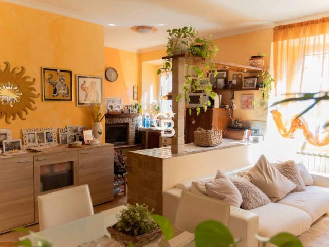 Appartamento in vendita a Viterbo, Lazio