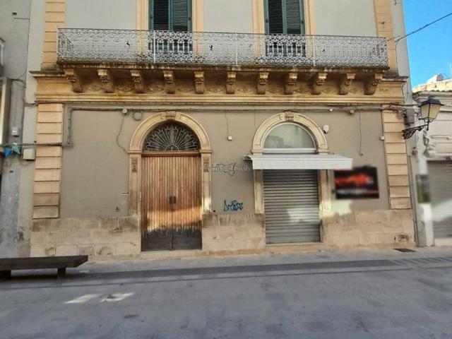 Villa Indipendente in vendita a Vittoria, Sicilia