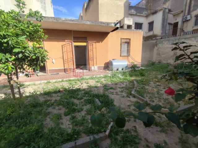 Villa Indipendente in vendita a Vittoria, Sicilia