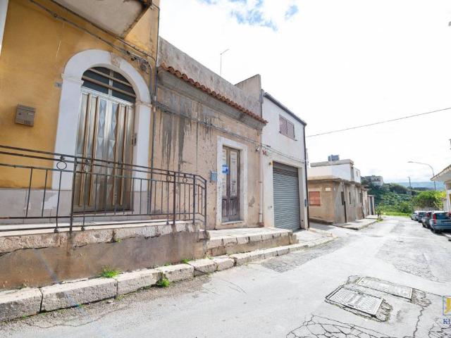 Villa Indipendente in vendita a Vittoria, Sicilia