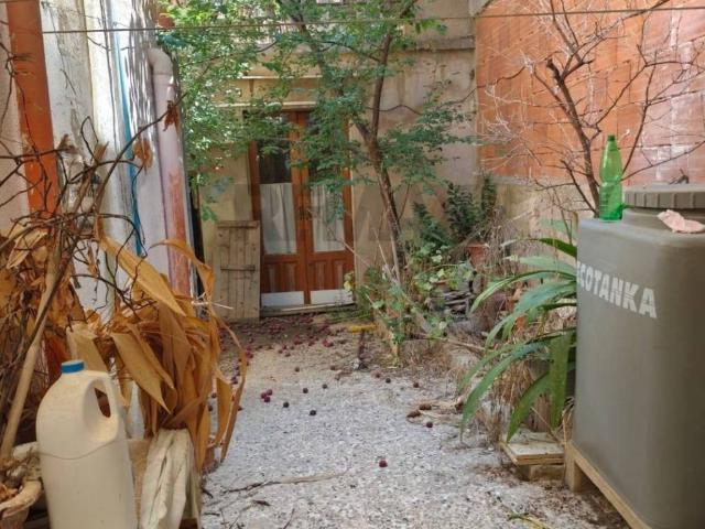 Villa Indipendente in vendita a Vittoria, Sicilia