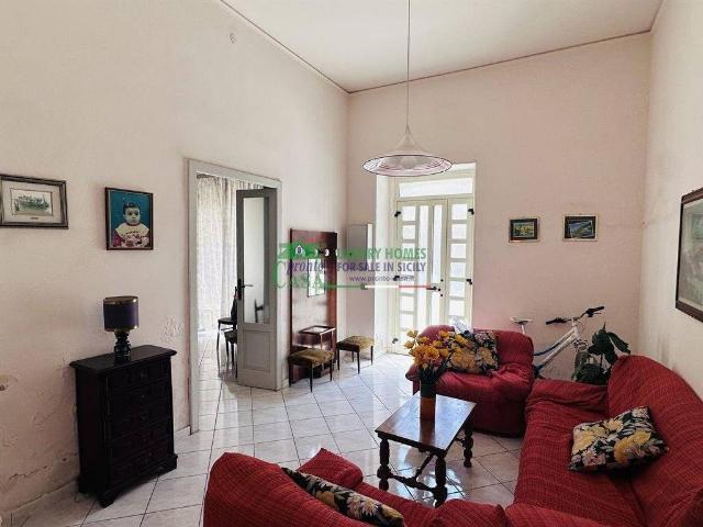 Villa Indipendente in vendita a Vittoria, Sicilia
