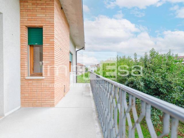 Villa Indipendente in vendita a Cèneda, Vittorio Veneto