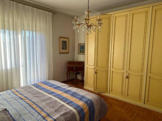 Villa Indipendente in vendita a Vittorio Veneto, Veneto