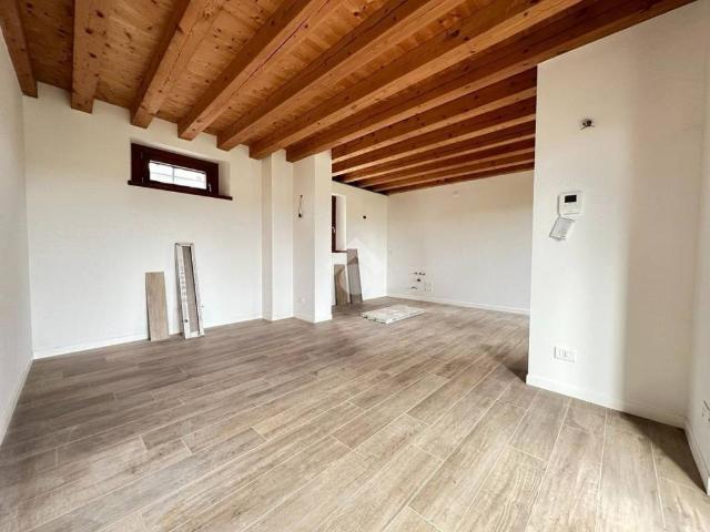 Villa Indipendente in vendita a Cèneda, Vittorio Veneto