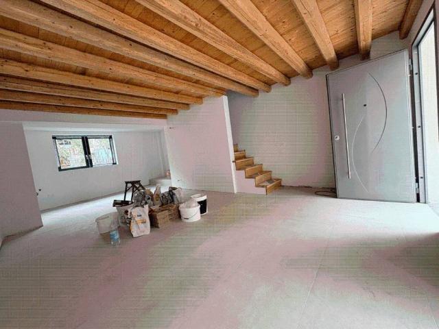 Villa Indipendente in vendita a Longhere, Vittorio Veneto