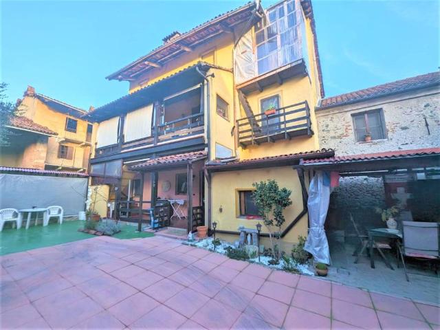 Villa Indipendente in vendita a Piemonte, Biella