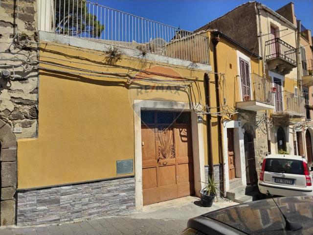 Villa Indipendente in vendita a Cunzirìa, Vizzini