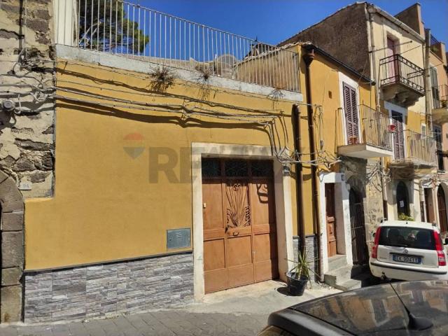 Villa Indipendente in vendita a Cunzirìa, Vizzini