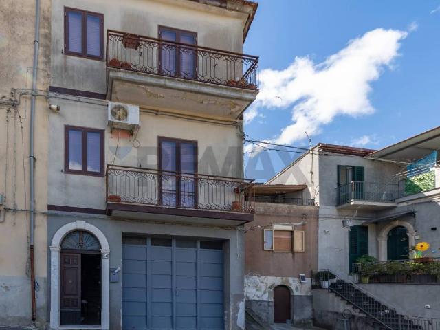 Villa Indipendente in vendita a Cunzirìa, Vizzini