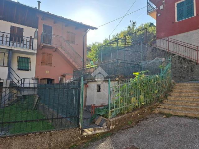 Villa Indipendente in vendita a Vigogna, Vobbia