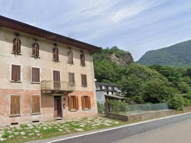 Villa Indipendente in vendita a Cellio con Breia, Piemonte