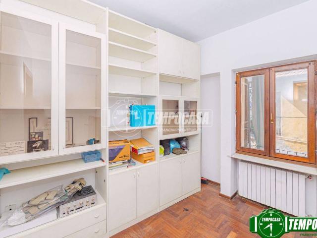 Villa Indipendente in vendita a Voghera, Lombardia