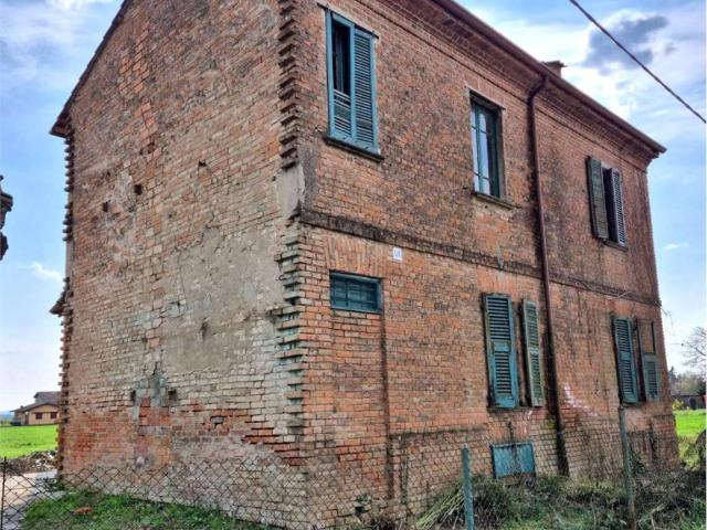 Villa Indipendente in vendita a Villa Iria, Voghera