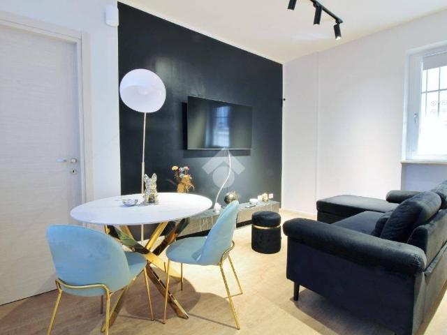 Villa Indipendente in vendita a Voghera, Pavia