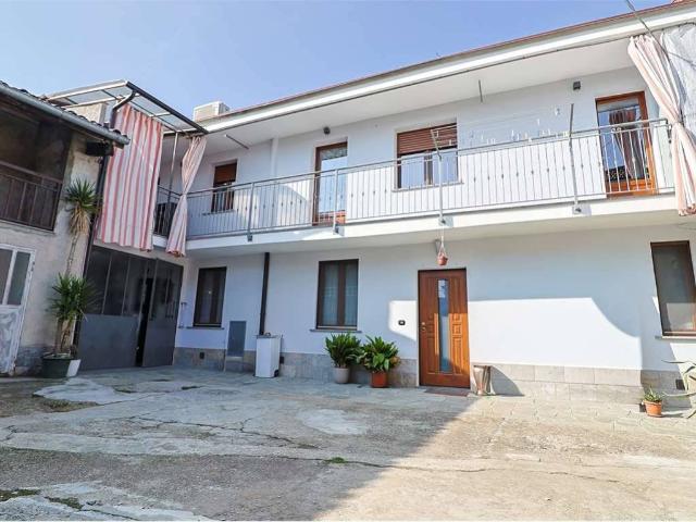 Villa Indipendente in vendita a Volpiano, Torino