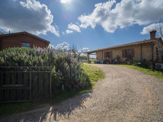 Casa in vendita a Volterra, Toscana