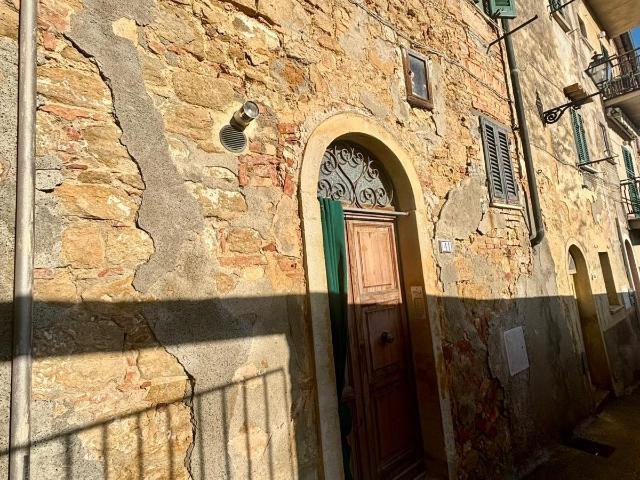 Villa Indipendente in vendita a Volterra, Toscana