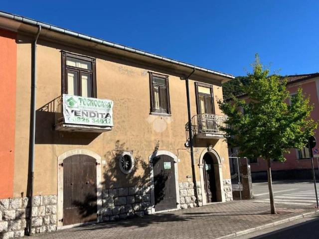 Villa Indipendente in vendita a Volturara Irpina, Campania