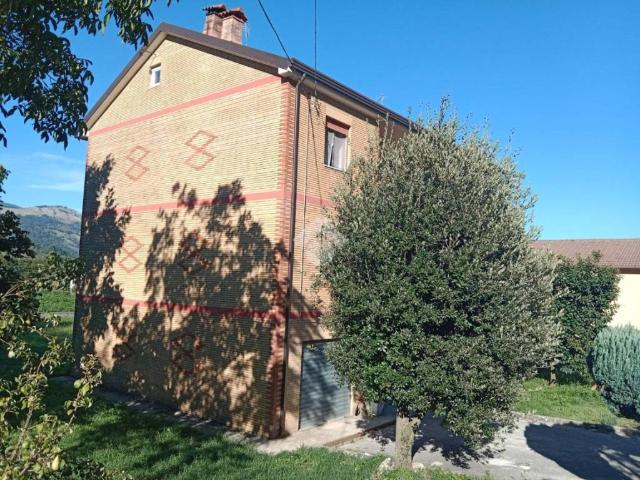 Villa Indipendente in vendita a Volturara Irpina, Campania