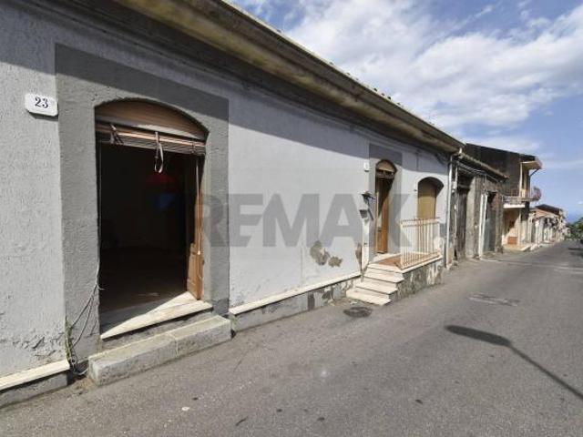 Villa Indipendente in vendita a Zafferana Etnea, Sicilia