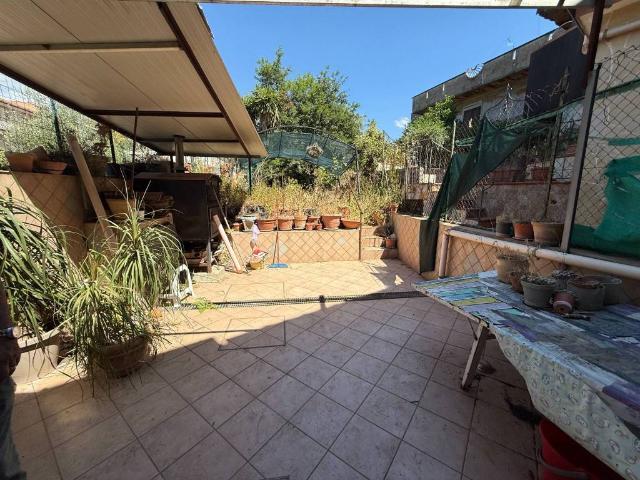 Villa Indipendente in vendita a Poggiofelice, Zafferana Etnea