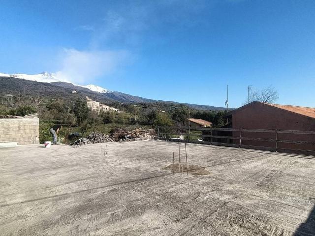 Villa Indipendente in vendita a Pisano, Zafferana Etnea