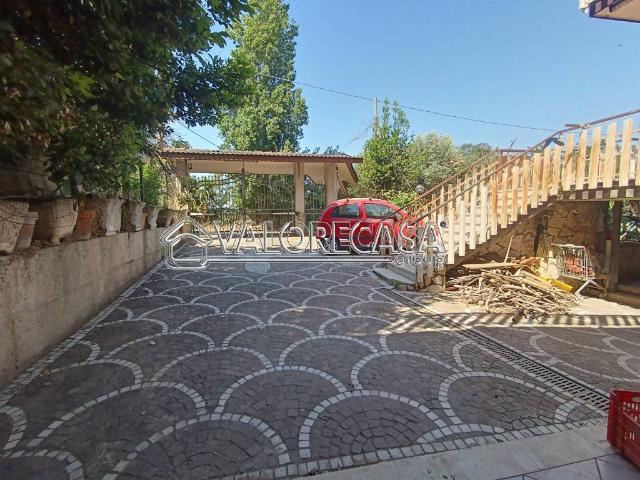 Villa Indipendente in vendita a Roma Capitale, Lazio