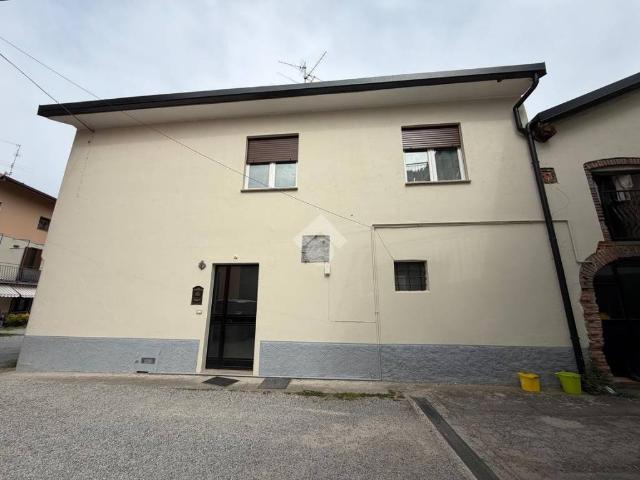 Villa Indipendente in vendita a Zanica, Lombardia