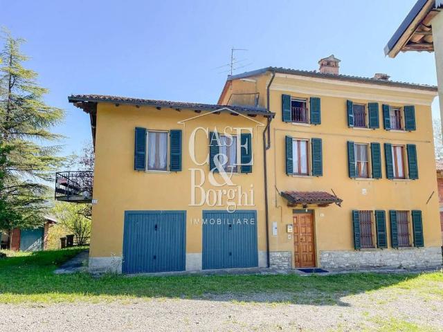 Villa Indipendente in vendita a Zavattarello, Lombardia