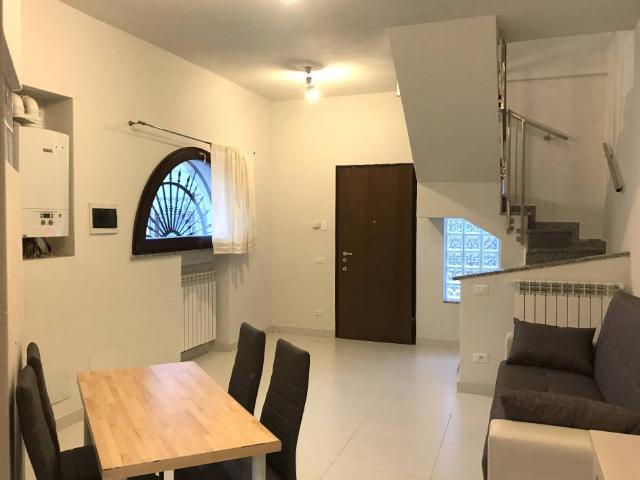 Villa Indipendente in vendita a Zelo Buon Persico, Lombardia