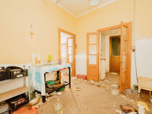 Villa Indipendente in vendita a Zeme, Lombardia