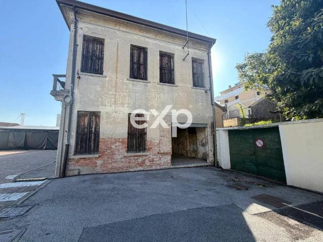 Villa Indipendente in vendita a Zenson di Piave, Treviso