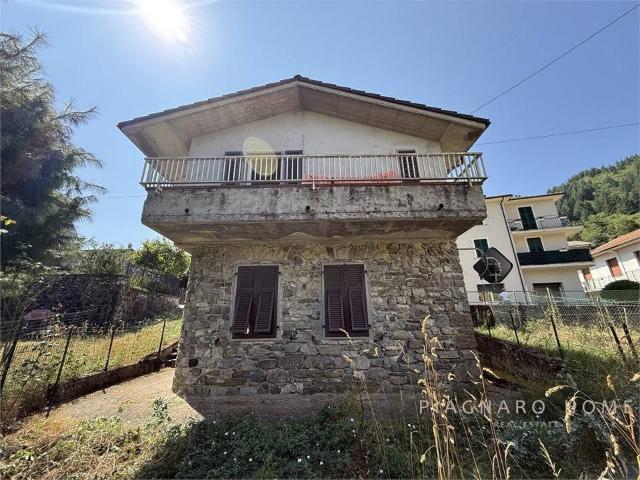 Villa Indipendente in vendita a Unione di comuni Montana Lunigiana, Zeri