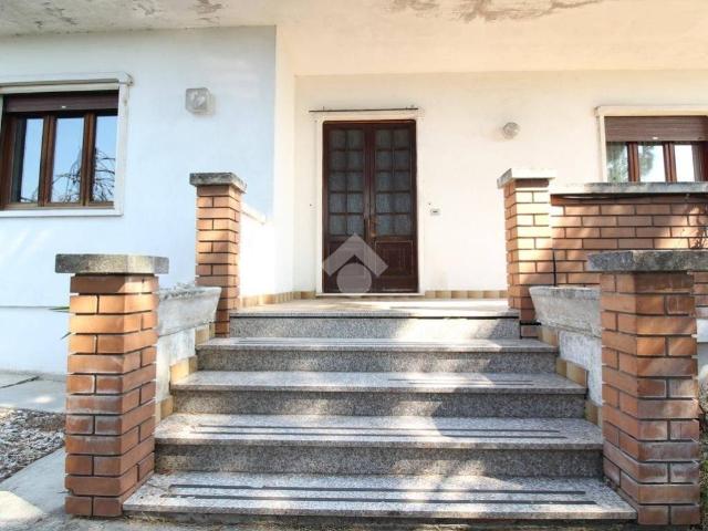 Villa Indipendente in vendita a Zermeghedo, Veneto
