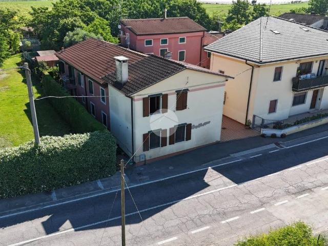 Villa Indipendente in vendita a Zevio, Veneto