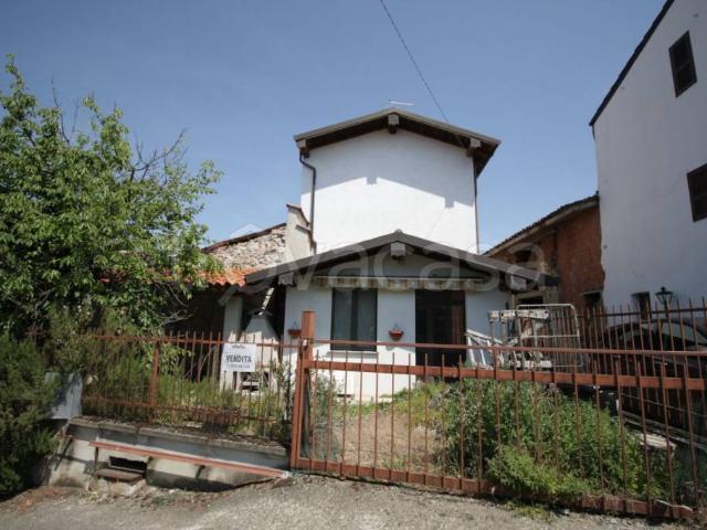 Villa Indipendente in vendita a Case Piccioni, Ziano Piacentino