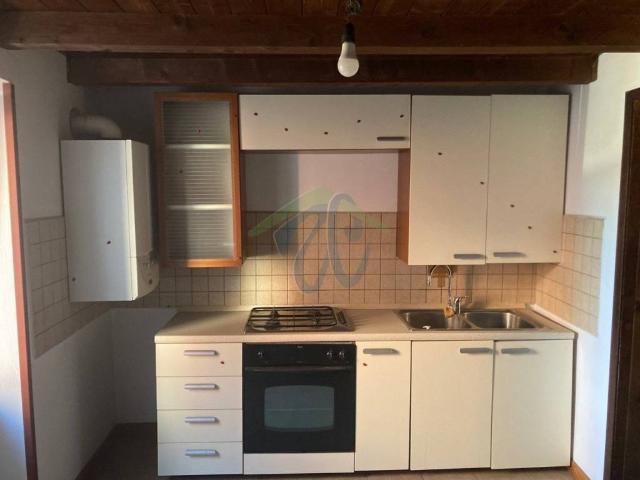 Villa Indipendente in vendita a Ziano Piacentino, Reggio Emilia
