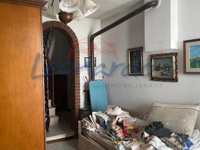 Villa Indipendente in vendita a Ziano Piacentino, Reggio Emilia