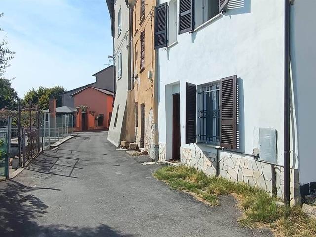 Villa Indipendente in vendita a Case Negrese, Ziano Piacentino
